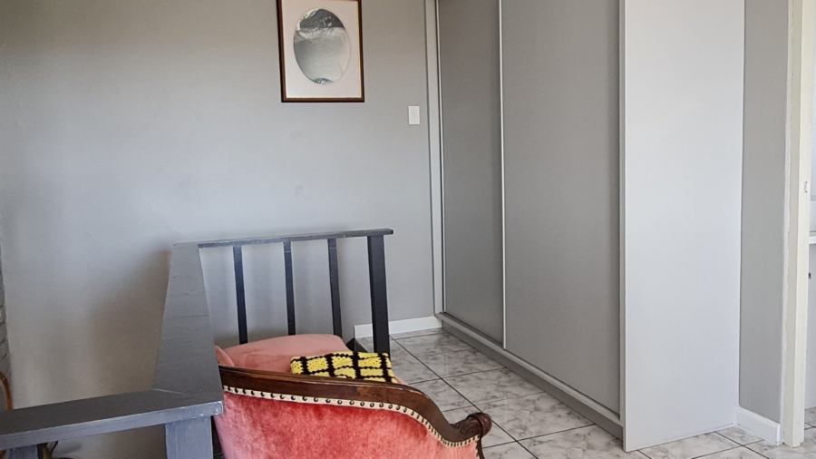 4 Bedroom Property for Sale in Boggomsbaai Western Cape
